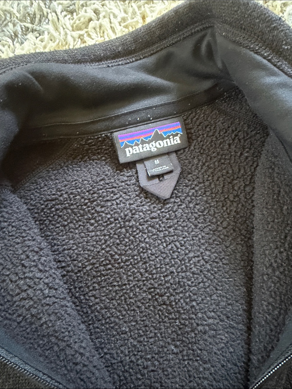 Patagonia Women's Black Full-Zip Utility Fleece Jacket - Picture 4 of 8